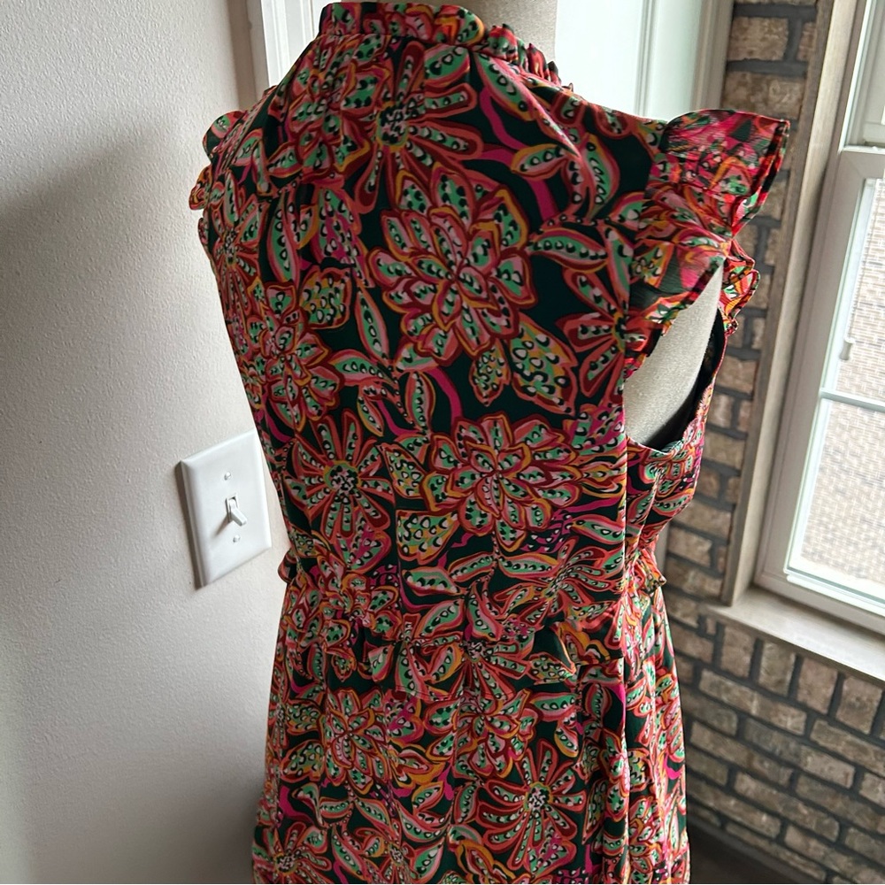 J. Crew Paisley Chiffon Dress Size 0 | Flutter Sleeves | V-Neck | Spring/Summer - Picture 7 of 11